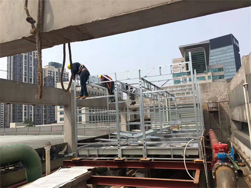 逆流冷卻塔工作原理及特點(逆流冷卻塔工作原理)